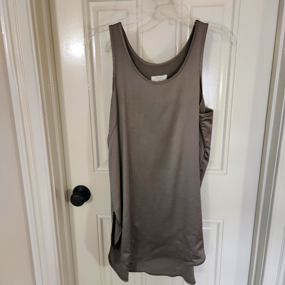 Beautiful Billy Reid top.  Excellent condition.  Size Medium.